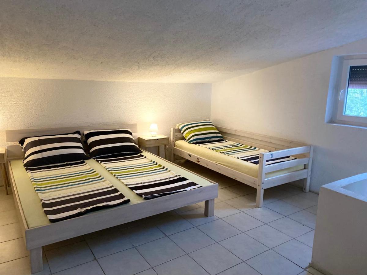 Apartments Stara Baška Esterno foto